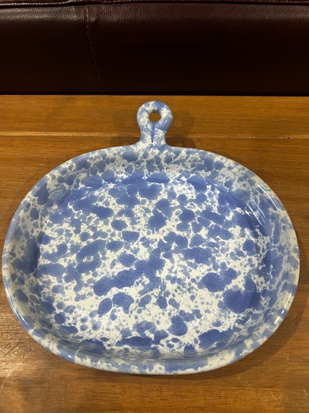 Bennington Potters Brie handled serving plate. “Morning Glory Blue” pattern.